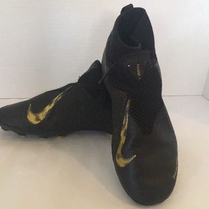 Nike Phantom youth cleats!